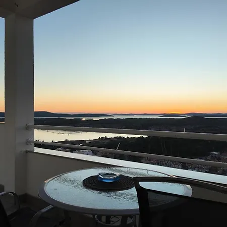 Nomadic Peace Apartment *